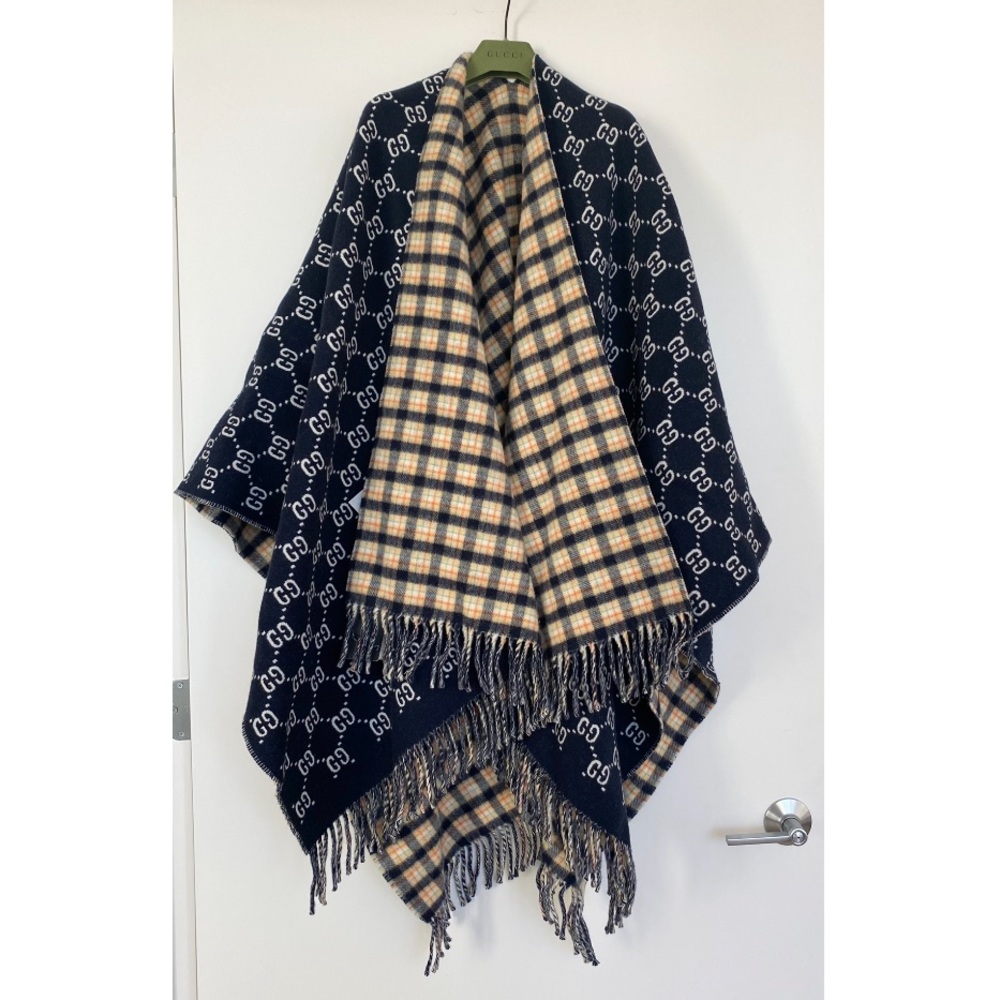 Gucci Poncho GG Logo Reversible Fringed 100% Wool - Picture 9 of 16